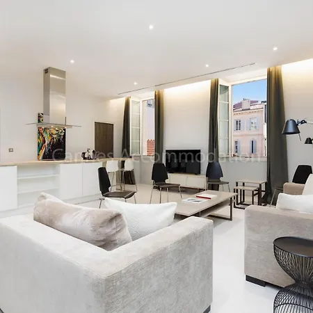 Clic 21 아파트 칸느